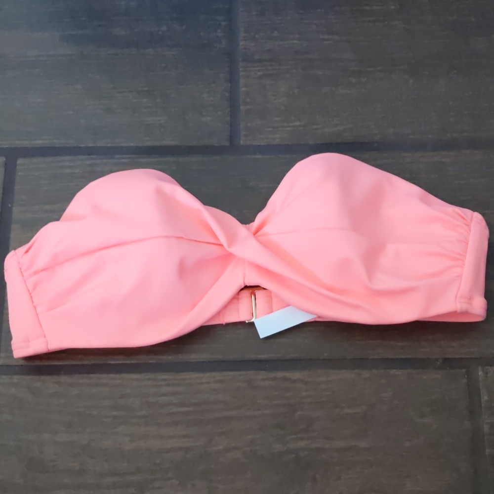 SOLD- Victoria's Secret Bikini 32B